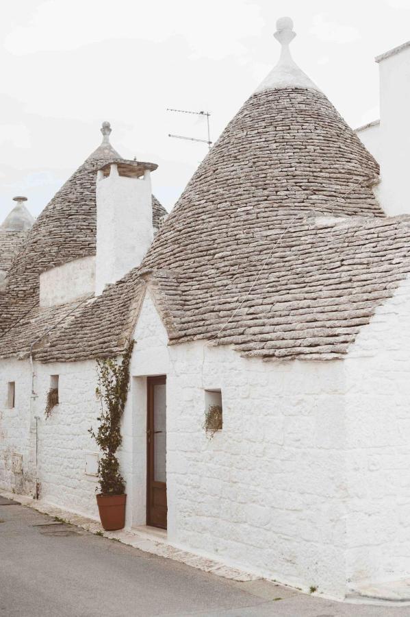 I Trulli Di Dioniso - Aurora Villa Alberobello Exterior photo